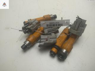 Форсунка топливная (комплект) Suzuki Ignis 2 поколение (MH) 2003, 1.5 л., бензин, МКПП, серый, хетчбэк 5 дв., 2975000120