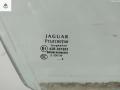 стекло двери передней правой Jaguar XF X250 2008, 2.7 л., дизель, АКПП, серый, седан - фото №2