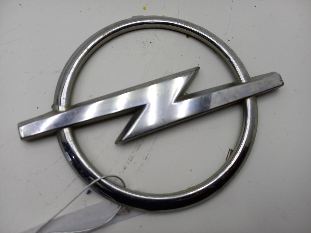 эмблема Opel Signum 2003, 2.2 л., бензин, МКПП, чёрный, хетчбэк 5 дв., 24467407