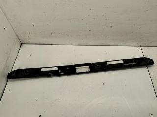 накладка подсветки номера Volkswagen Golf 3 поколение 1996, 1.6 л., бензин, МКПП, синий, хетчбэк 3 дв., 1H6827577