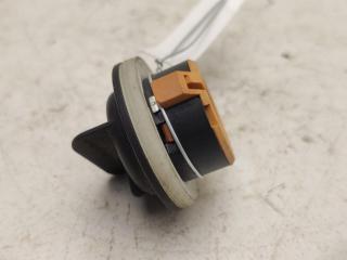 Патрон лампы указателя поворота Peugeot 407 1 поколение [рестайлинг] 2010, 2.0 л., дизель, АКПП, чёрный, универсал, 9652874177