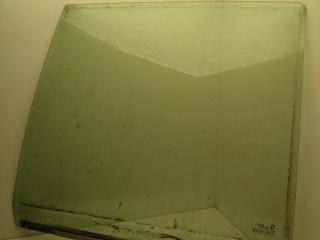 стекло двери задней левой Renault 19 1 поколение 1990, 1.7 л., бензин, АКПП, серый, хетчбэк 5 дв.