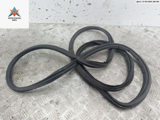 Уплотнитель крышки (двери) багажника Peugeot 306 1 поколение 1995, 1.6 л., бензин, МКПП, зелёный, хетчбэк 5 дв.