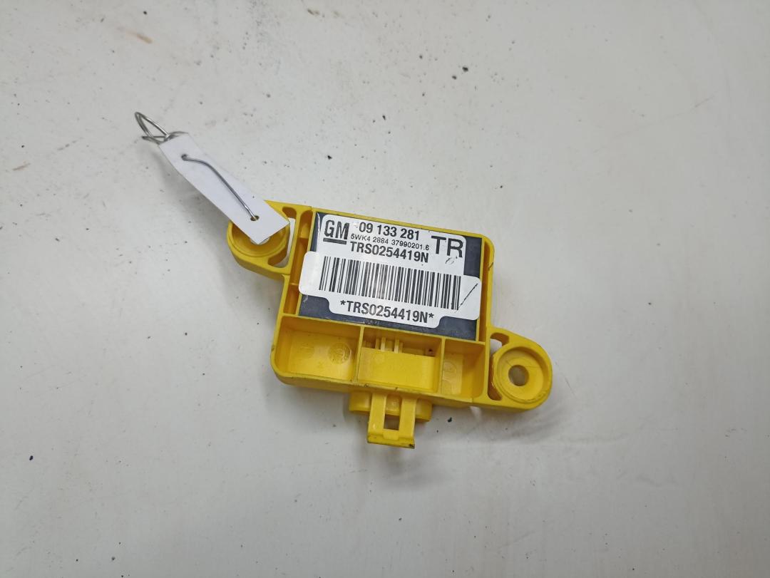 датчик AirBag Opel Astra G 1999, 1.6 л., бензин, МКПП, серый, хетчбэк 5 дв., 09133281 - фото №1