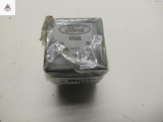 реле (прочие) Ford Focus 1 поколение [рестайлинг] 2004, 2.0 л., бензин, МКПП, красный, хетчбэк 3 дв.