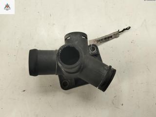 фланец (тройник) системы охлаждения Volkswagen Passat B5 1997, 1.6 л., бензин, МКПП, красный, седан, AIC