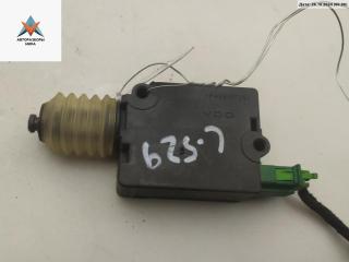 активатор замка багажника Audi A6 4B/C5 2000, 2.5 л., дизель, МКПП, зелёный, универсал, 4B9962115