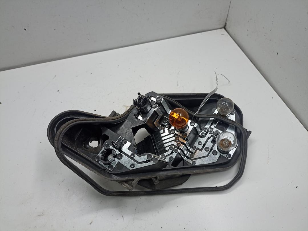 Плата фонаря заднего правого Opel Corsa D 2007, 1.3 л., дизель, МКПП, чёрный, хетчбэк 5 дв., 89037877