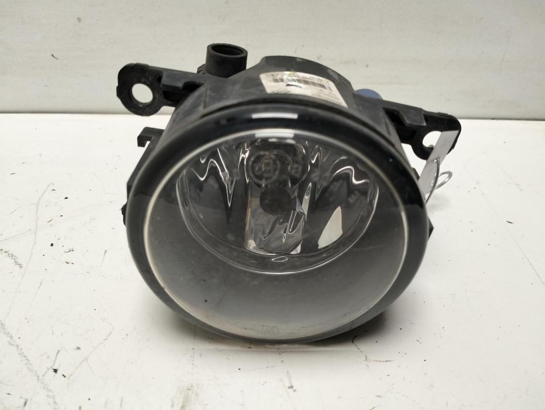 фара противотуманная правая Renault Megane II 2006, 1.9 л., дизель, МКПП, чёрный, универсал, 8200074008