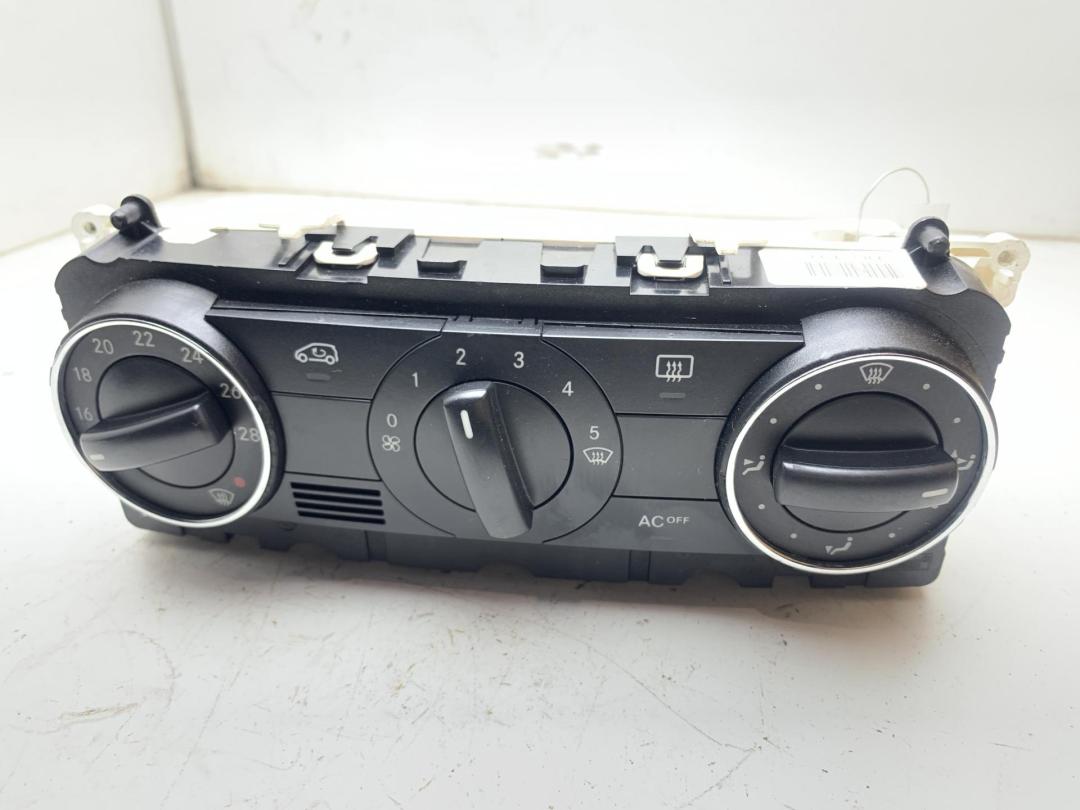 блок управления печки / климат-контроля Mercedes-Benz A W169 2005, 1698301385