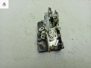 замок двери задней правой Dacia (Renault) Sandero I 2009, 1.4 л., бензин, МКПП, красный, хетчбэк 5 дв., 8200735746