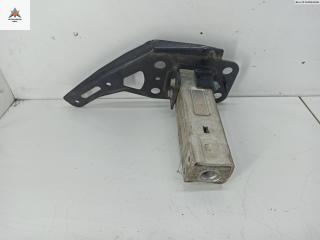 клык бампера передний правый Audi A6 4F/C6 2006, 3.2 л., бензин, АКПП, синий, универсал, 4F0807134