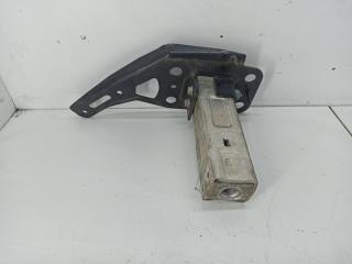 клык бампера передний правый Audi A6 4F/C6 2006, 3.2 л., бензин, АКПП, синий, универсал, 4F0807134