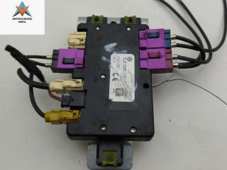 усилитель антенны Volkswagen Touareg 1 поколение 2004, 5.0 л., дизель, АКПП, серый, внедорожник 5 дв., 7L6035530B