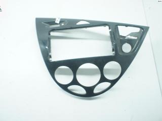 рамка под магнитолу Ford Focus 1 поколение [рестайлинг] 2003, 2.0 л., бензин, МКПП, серый, седан, 98ABAO46A04BEW