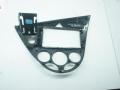 рамка под магнитолу Ford Focus 1 поколение [рестайлинг] 2003, 2.0 л., бензин, МКПП, серый, седан, 98ABAO46A04BEW - фото №2