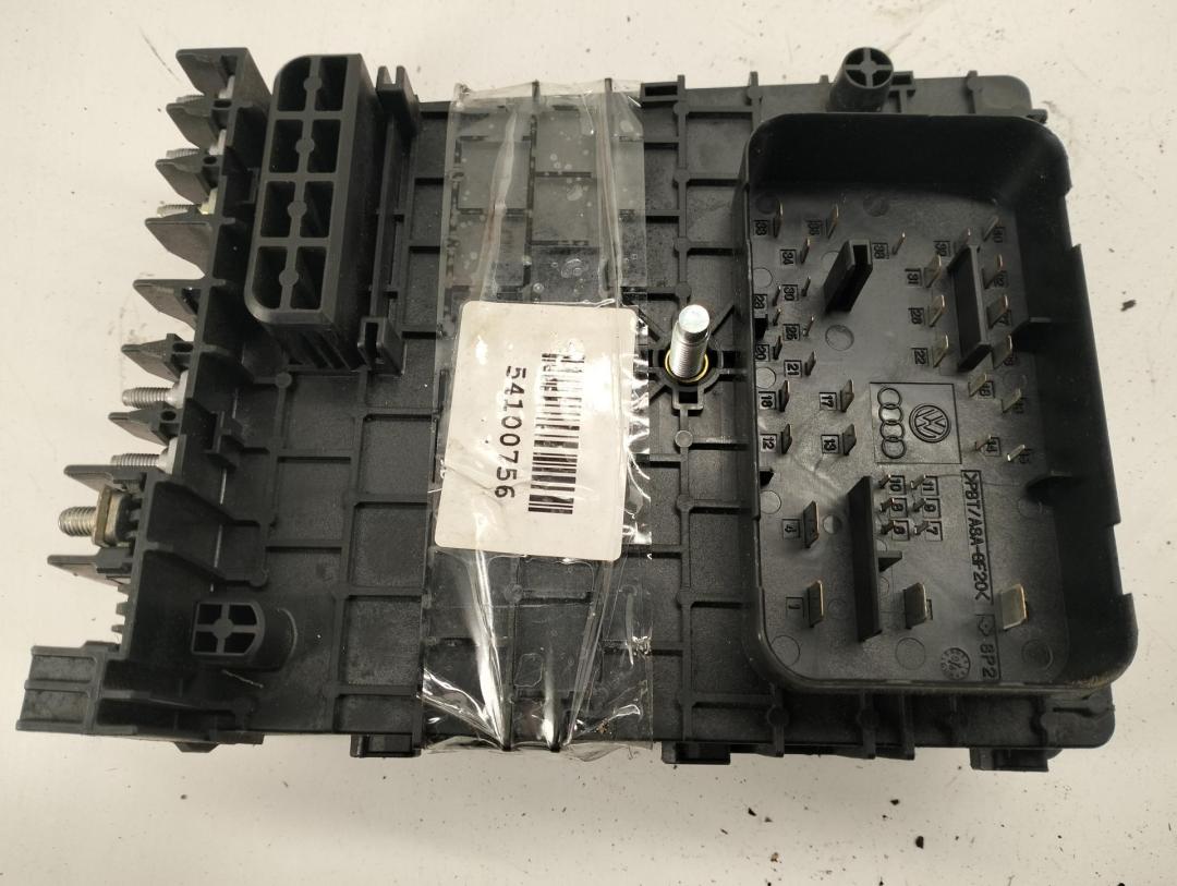 блок предохранителей Volkswagen Passat B6 2006, 1.9 л., дизель, МКПП, серый, седан, 3C0937125