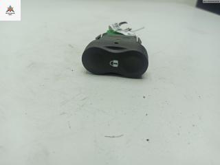 кнопка центрального замка Dacia (Renault) Sandero I 2012, 1.5 л., дизель, МКПП, белый, хетчбэк 5 дв., 87025D