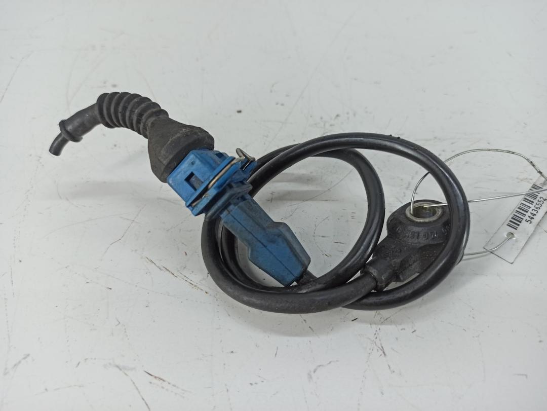 датчик детонации Audi A4 B5 1996, 1.8 л., бензин, МКПП, чёрный, универсал, 054905377G
