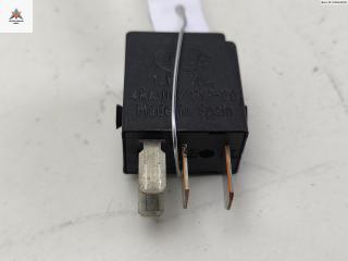 реле (прочие) Mercedes-Benz C-Класс W203/S203/CL203 [рестайлинг] 2004, 2.2 л., дизель, МКПП, чёрный, хетчбэк 3 дв., 0025421119