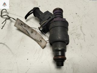 форсунка Renault Laguna 1 поколение 1996, 2.0 л., бензин, МКПП, зелёный, хетчбэк 5 дв., 9125118