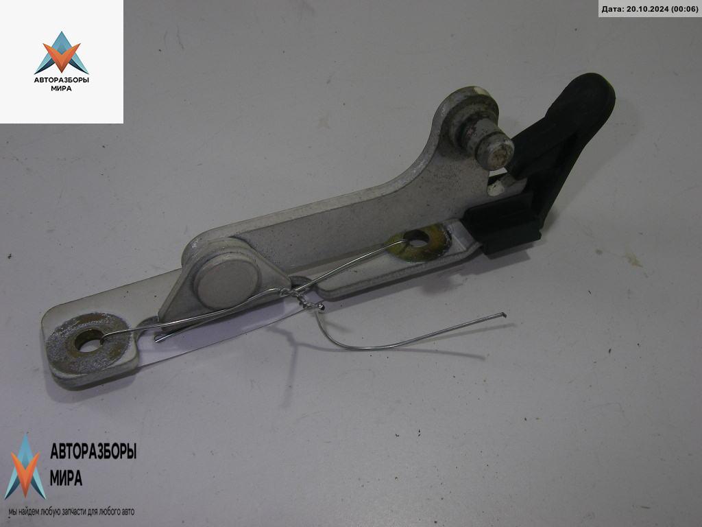 петля капота левая BMW 3 серия E36 1991, белый, седан, 41618132001 - фото №1