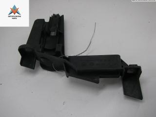 крепление фары левой BMW 3 серия E46 1999, 2.0 л., бензин, МКПП, чёрный, седан, 1301073017