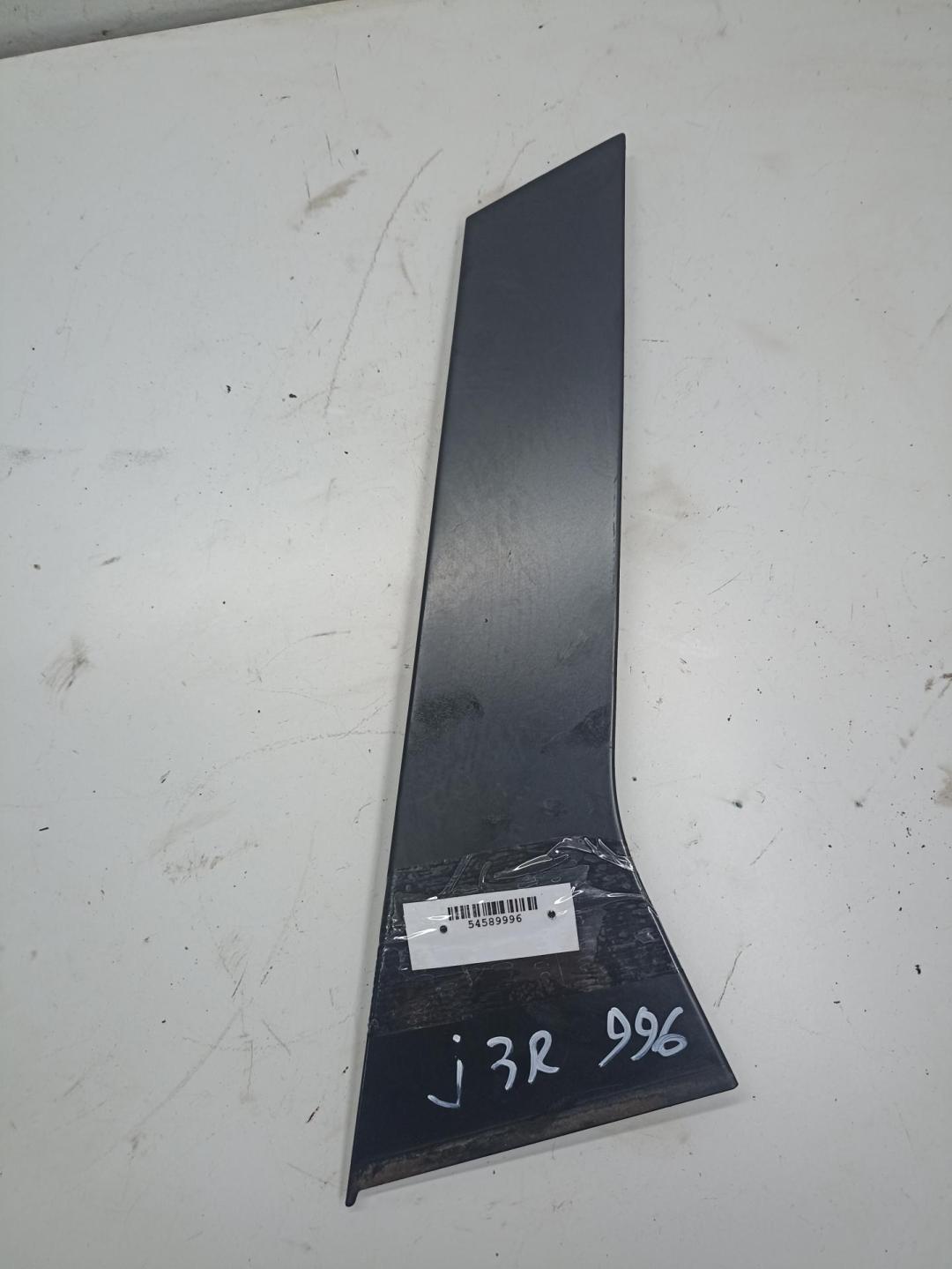 накладка декоративная Opel Astra J 2011, 1.4 л., бензин, МКПП, чёрный, хетчбэк 5 дв.