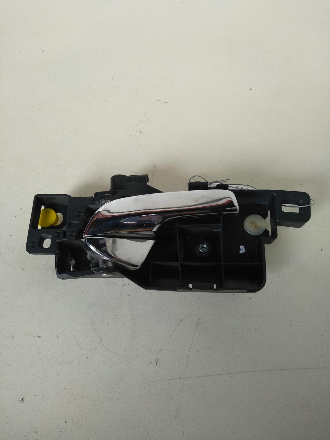 ручка внутренняя задняя правая Ford S-Max 1 поколение 2006, 2.0 л., дизель, МКПП, серый, минивэн, 6M21U22600 - фото №1