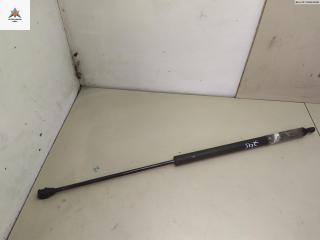 амортизатор крышки багажника (3-5 двери) Renault Safrane 1 поколение 1993, 3.0 л., бензин, МКПП, зелёный, хетчбэк 5 дв., 7700811019