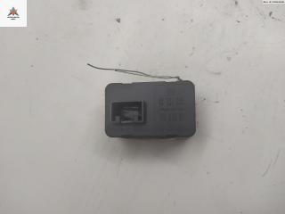 кнопка стеклоподъемника переднего левого Opel Astra G 1998, 1.6 л., бензин, МКПП, чёрный, универсал