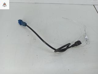 датчик детонации Audi A4 B5 1997, 2.4 л., бензин, МКПП, синий, универсал, 054905377G