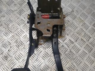 узел педальный (блок педалей) Ford Mondeo 2 поколение 1998, 2.0 л., бензин, МКПП, синий, универсал, 94BB7520AD