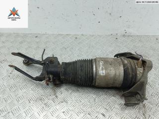 амортизатор передний левый Volkswagen Touareg 1 поколение 2006, 3.0 л., дизель, АКПП, чёрный, внедорожник 5 дв., 7L6616039D