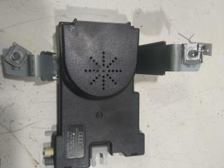 усилитель антенны Audi A3 8P/8PA [2-й рестайлинг] 2011, 2.0 л., дизель, МКПП, чёрный, хетчбэк 5 дв., 8P4035225D