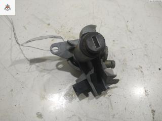 Личинка замка багажника Audi A4 B6 2001, 2.0 л., бензин, АКПП, серый, универсал, 8E0827573