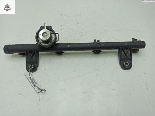 топливная рампа Renault Clio 2 поколение 1999, 1.4 л., бензин, МКПП, зелёный, хетчбэк 5 дв., 7700273702