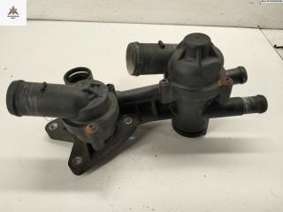 корпус термостата Volkswagen Golf 6 поколение 2008, 1.4 л., бензин, МКПП, серый, хетчбэк 5 дв., 03C121026AC