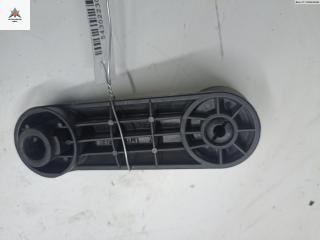 ручка стеклоподъемника Opel Astra F 1992, 1.8 л., бензин, АКПП, красный, хетчбэк 5 дв., 90247150