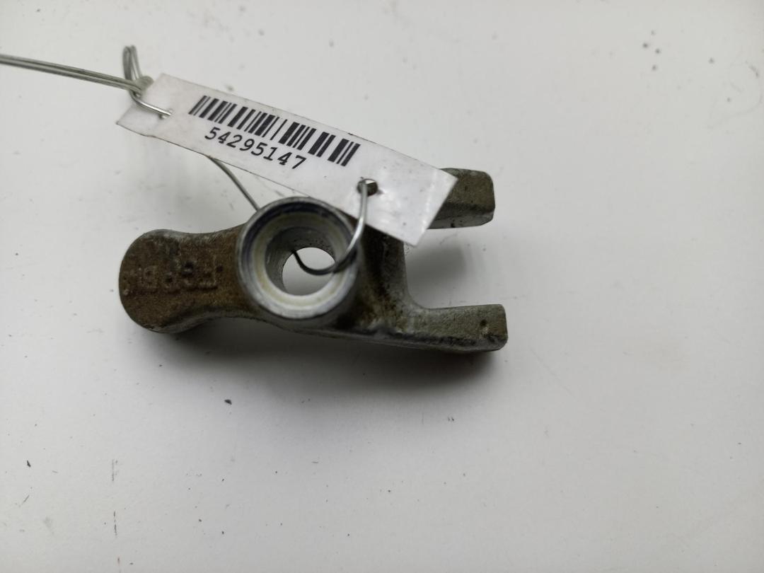 крепление форсунки Opel Zafira 2 поколение (B) 2006, 1.9 л., дизель, МКПП, синий, минивэн - фото №1