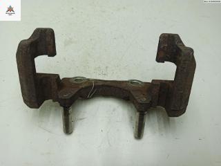 скоба суппорта Dacia (Renault) Logan 2008, 1.4 л., бензин, МКПП, красный, универсал