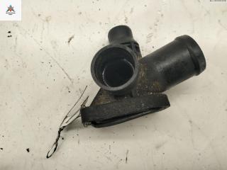 фланец (тройник) системы охлаждения Volkswagen Passat B5 1998, 1.6 л., бензин, МКПП, серый, универсал, 050121133D