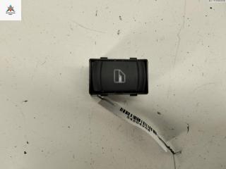 кнопка стеклоподъемника заднего правого Volkswagen Passat B5 1998, 1.6 л., бензин, МКПП, серый, седан, 1J0959855