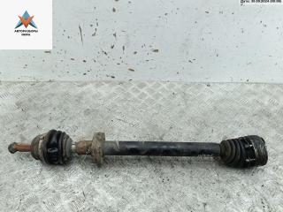 полуось передняя правая (приводной вал, ШРУС) Volkswagen Polo 3 поколение 1998, 1.4 л., бензин, МКПП, зелёный, универсал