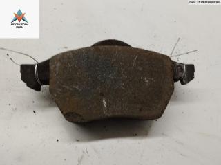 Колодки тормозные передние Audi A4 B5 1996, 1.8 л., бензин, МКПП, красный, седан