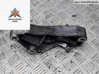 кронштейн КПП Volkswagen Golf 5 поколение 2005, 2.0 л., дизель, МКПП, хетчбэк 5 дв.