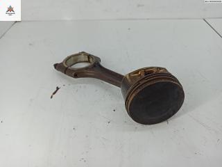 поршень Audi A4 B5 1997, 2.4 л., бензин, МКПП, синий, универсал, 81L4