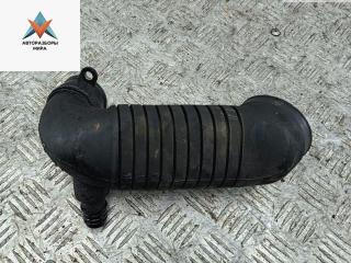 патрубок воздушного фильтра Volkswagen Passat B5 [рестайлинг] 2002, 1.9 л., дизель, 8D0129615J