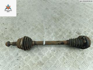 полуось передняя левая (приводной вал, ШРУС) Volkswagen Golf 4 поколение 1999, 1.4 л., бензин, МКПП, синий, хетчбэк 3 дв.