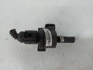 клапан вакуумного управления Audi A4 B6 2002, 2.4 л., бензин, АКПП, синий, универсал, 8E0133459